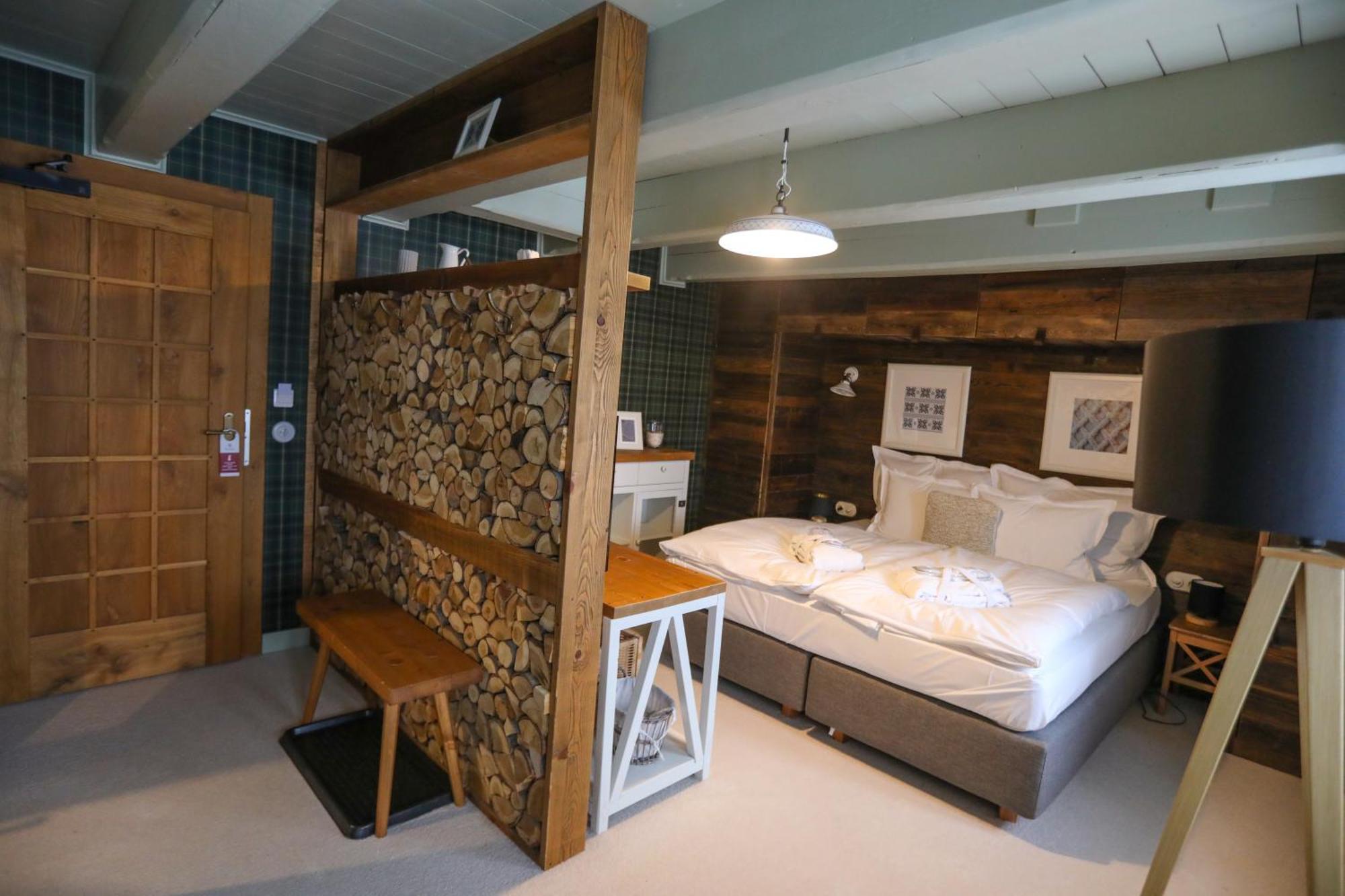 Hotel Bouda Helena 페츠포드 스녜즈코우 외부 사진